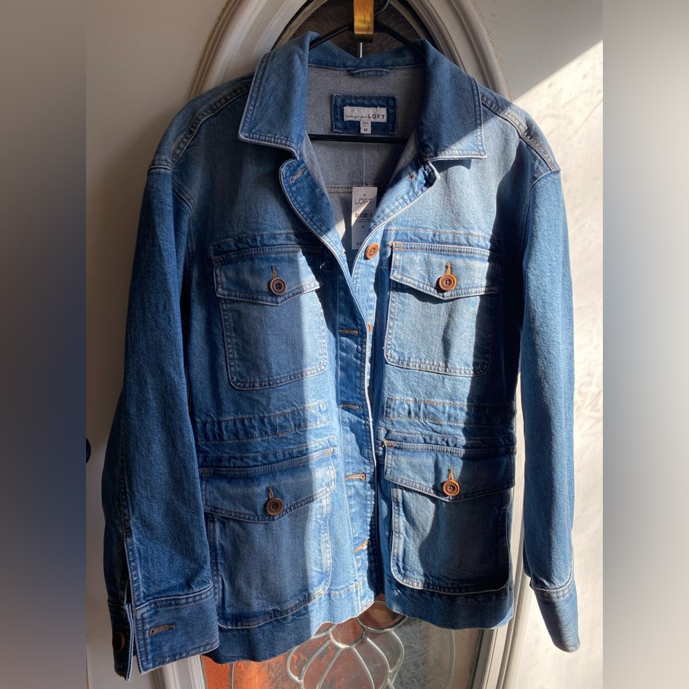 🆕 LOFT Denim Chore Jacket - M - *Runs Large* - Picture 4 of 12